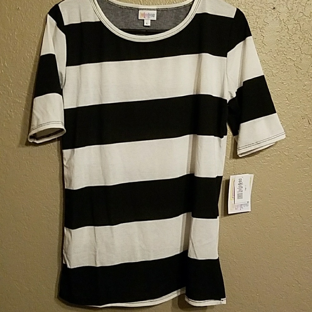 NWT Lularoe large gigi